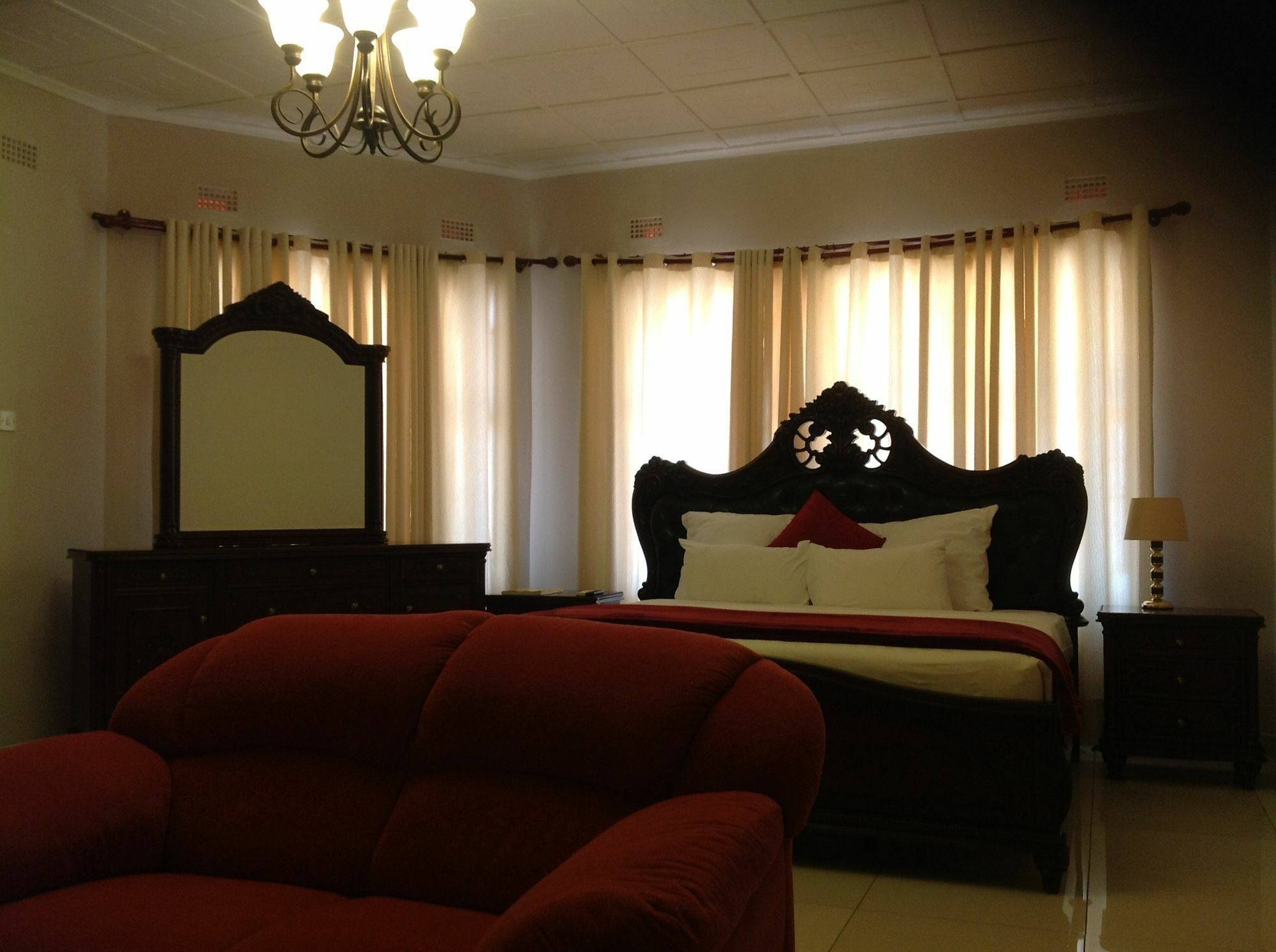 Cypress Executive Lodge リビングストン エクステリア 写真